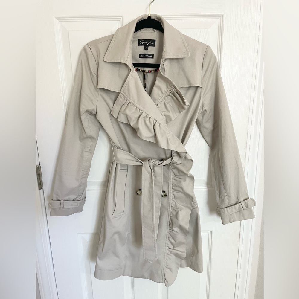Spiegel double breasted trench coat ruffle trim size 4 light weight long sleeve